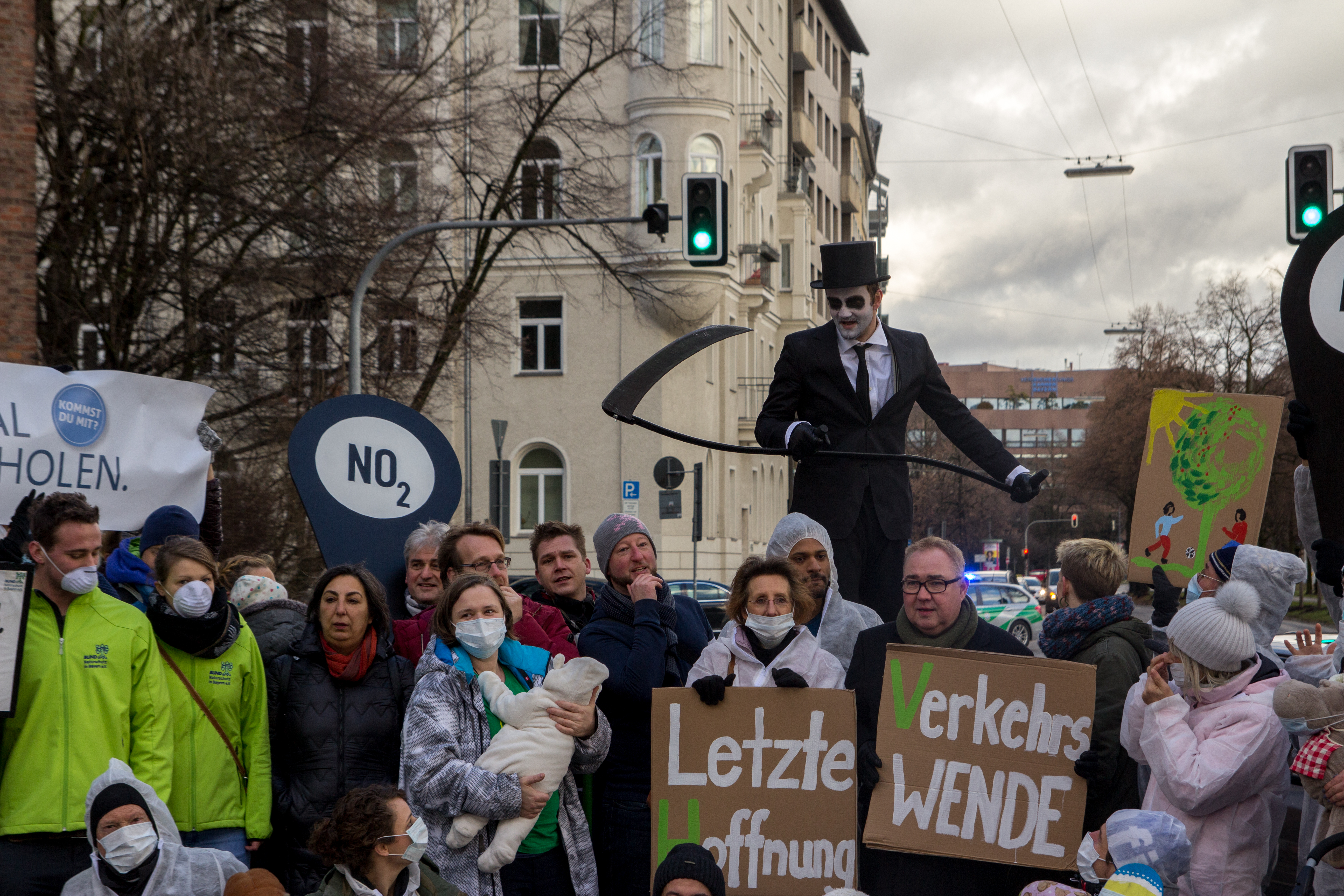 19.01.18 Letzte Hoffnung Verkehrswende: Hält der  Stadtrat sein Versprechen für saubere Luft in München? >>